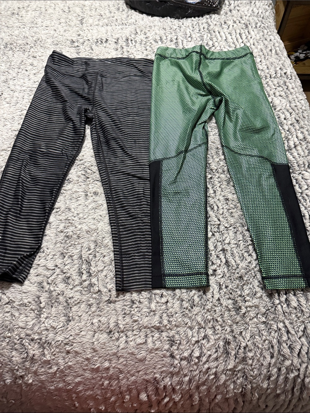 Under Armour womens Green and Black Active Leggings